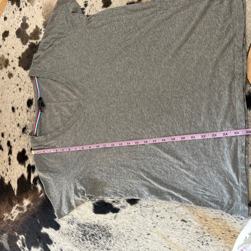 AYR The Vito Short Sleeve V-neck T-shirt in Gray Minimalist Basic Women Large - Picture 5 of 7